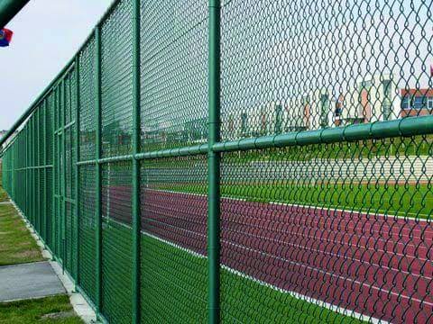 Spor Sahaları için tel çit sistemleri